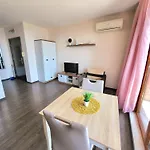 Vip In Apartamento Sozopol
